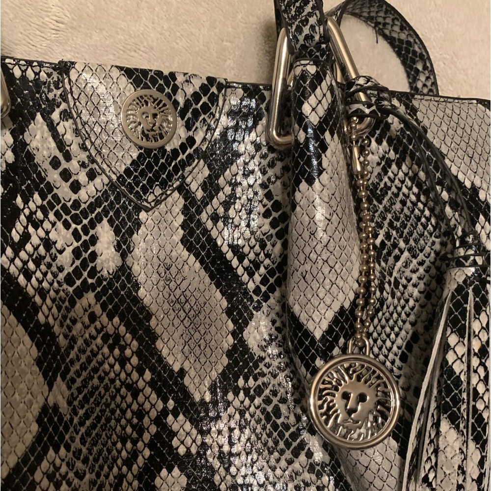 Anne Klein Addison bag - Picture 2 of 5